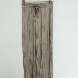 Flowy Green Lounge Pants